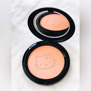 MAC x Hello Kitty “Tahitian Sand” Beauty Powder